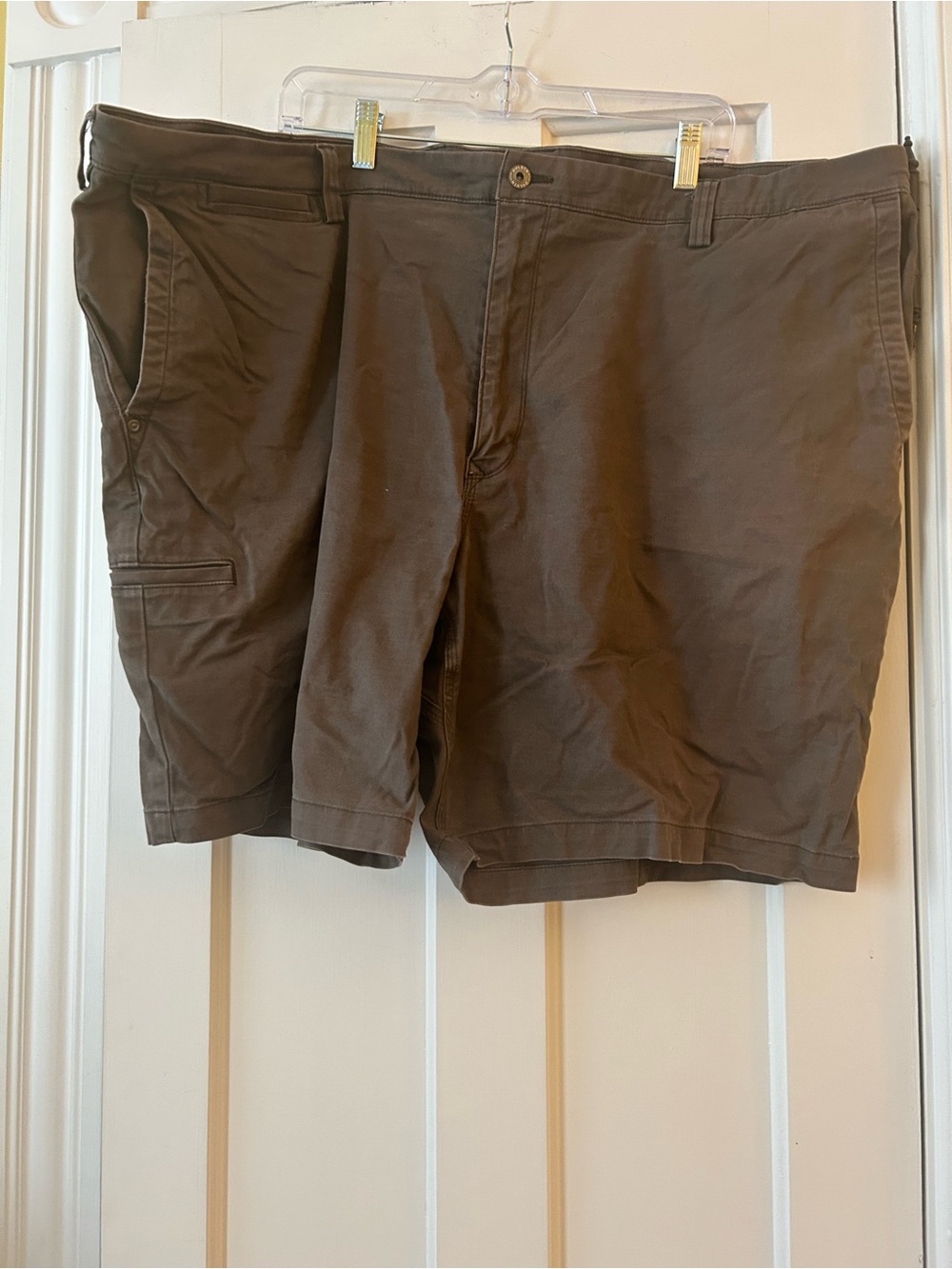 Duluth Trading Co. olive brown shorts